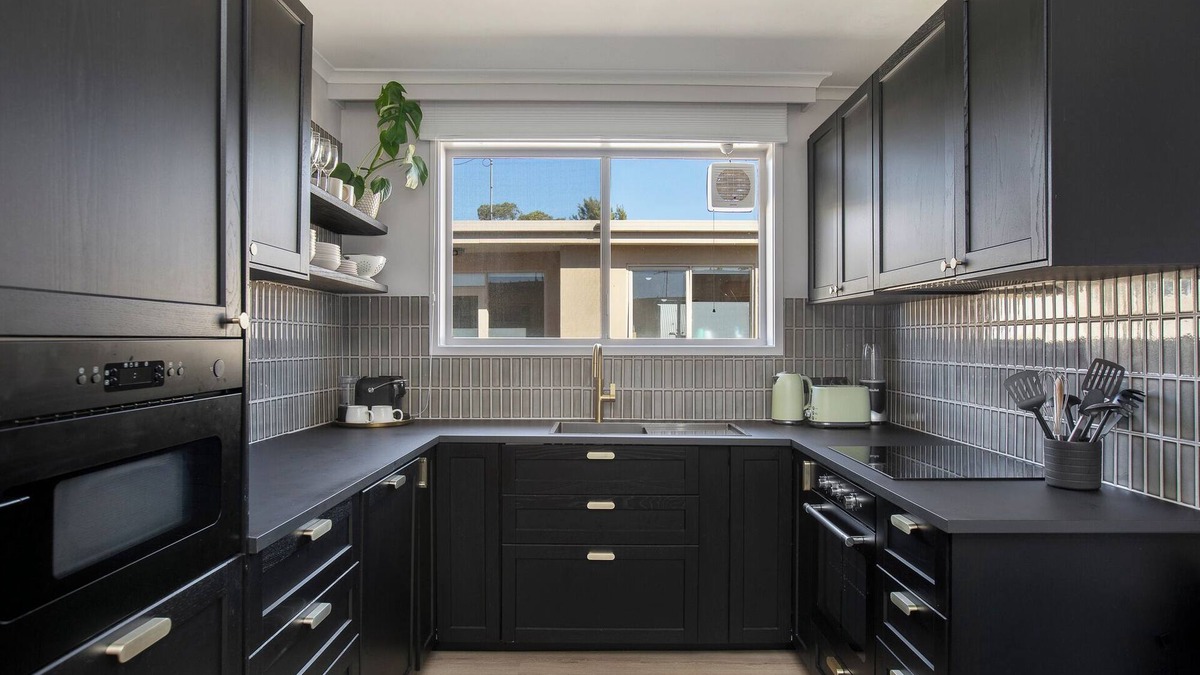 Elwood Apartment | Enjoy a Luxurious Elwood Escape