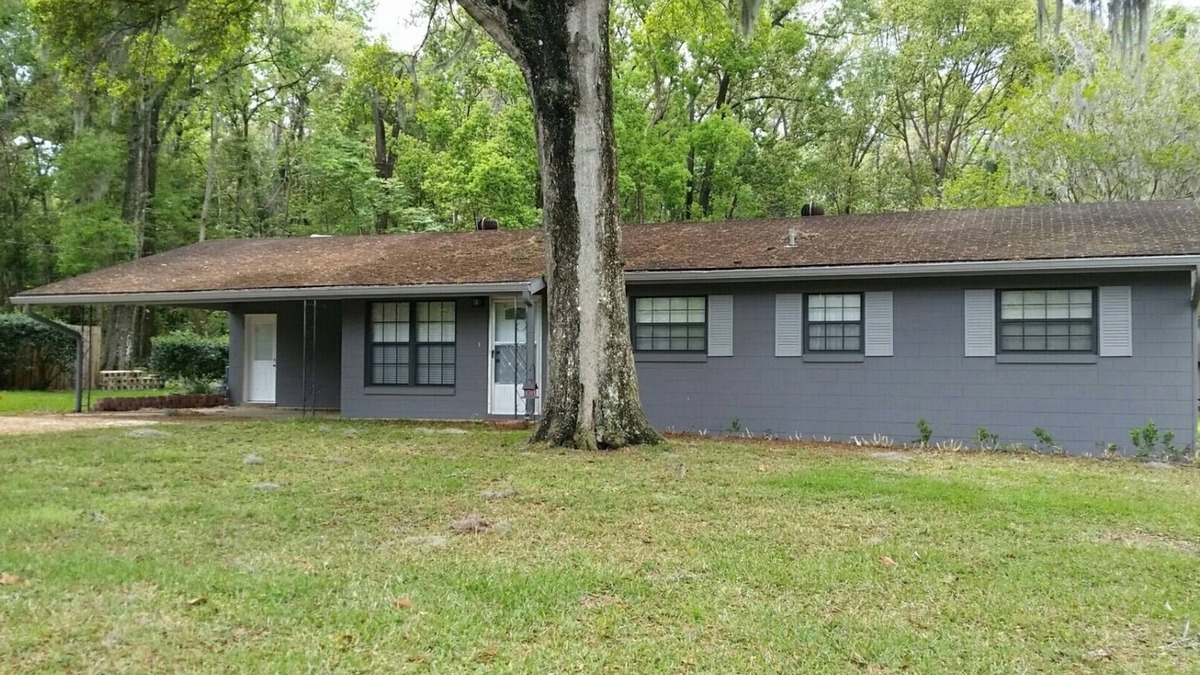 Ocala House | Enjoy a private home in beautiful S.E. Ocala