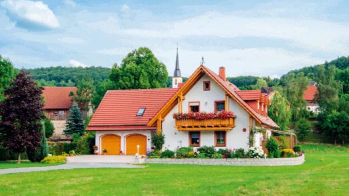 Hollfeld Condo | Enjoy a quiet, relaxing vacation in the beautiful Franconian countryside