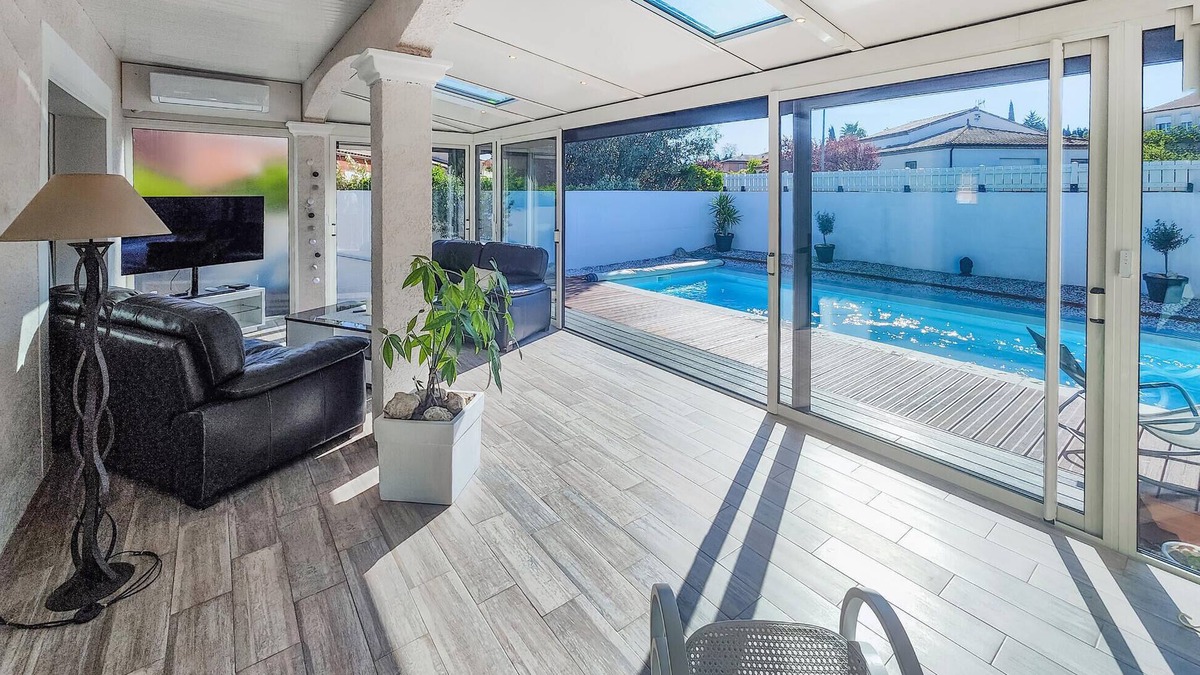 Nissan-lez-Enserune House | Enjoy a wonderful vacation in this comfortable vacation home with pool.