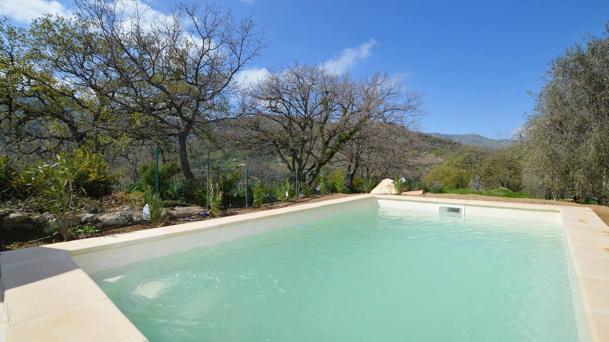 Feliceto House | Enjoy a wonderful break for two in a vacation home with pool in Corsica.