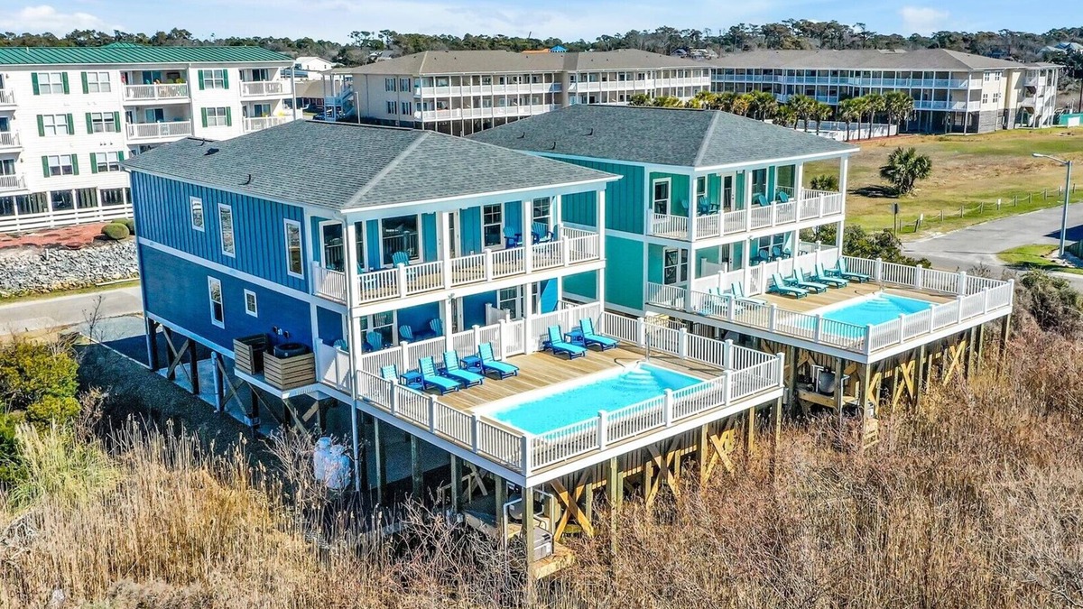 Long Beach House | Enjoy all the benefits/amenities of a large ocean front without the price tag