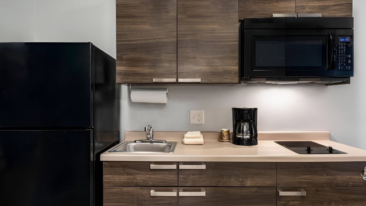 Dahlgren Hotel | Enjoy Easy Meal Prep in Room w/Kitchen and Outdoor Grilling Pavilion - 4 Units!