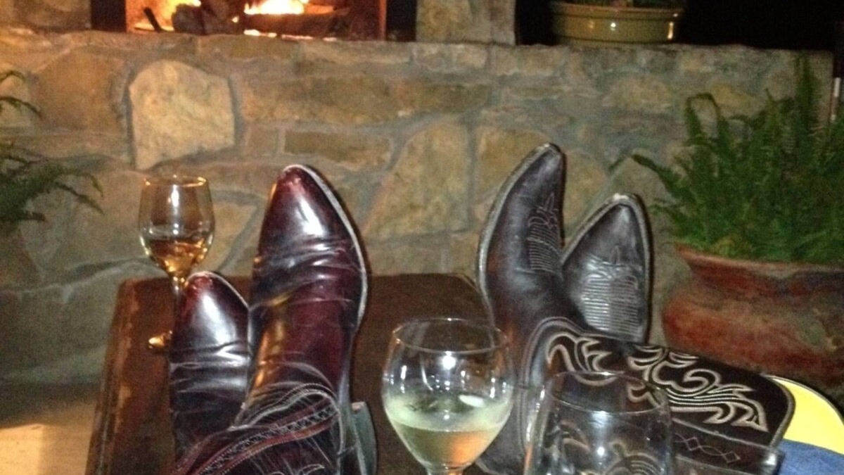 Palo Pinto House | Enjoy Life in the Country Large Ranch House on 90 acres Bring your Horse or ATV