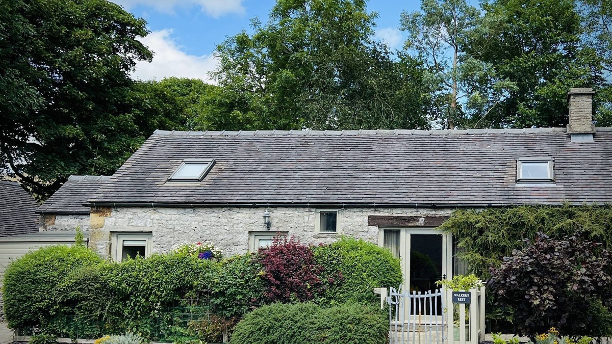 Crowdecote Cottage | Enjoy life in the slow lane at Walker's Rest Cottage