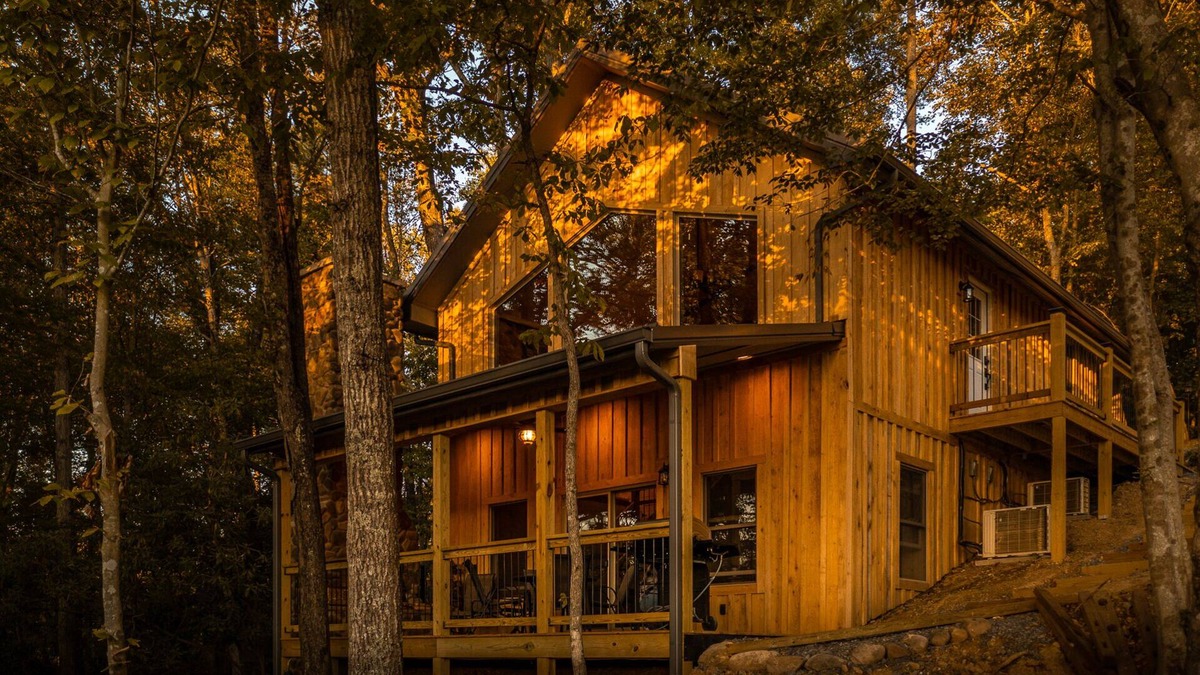 Bristol Cabin | Enjoy Mtn/Rvr Views from Bufflehead Cabin, porch fireplace, 500ft river frontage