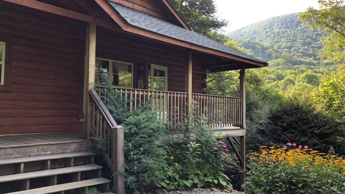 Zionville Cabin | Enjoy peaceful beauty with View, Hot Tub, Privacy!