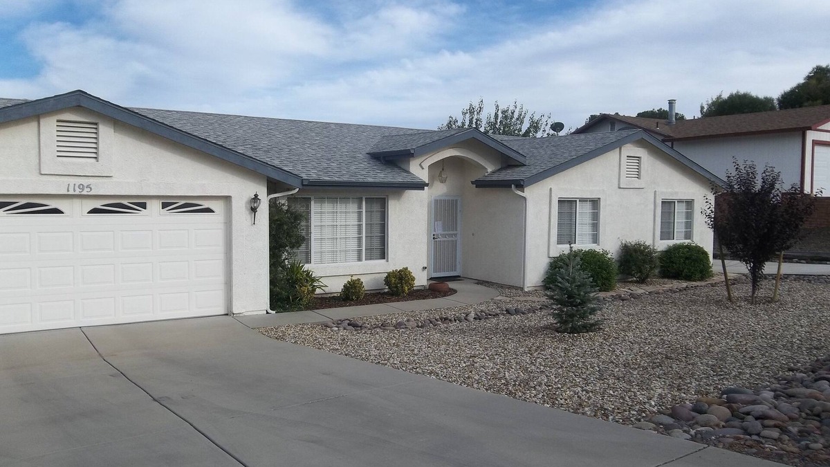 Prescott Country Club House | Enjoy relaxing in the Jacuzzi or playing a round of golf!