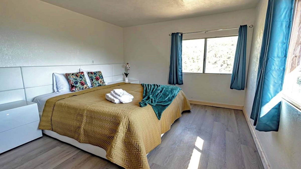 Maricopa Cabin | Enjoy Rustic Comfort near Outdoor Activities at Cozy Glamping Resort