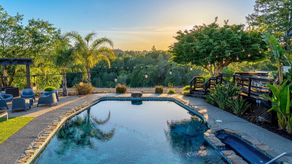 Forestville House | Enjoy Summer relaxing in hot tub, pool & by the outdoor firepit