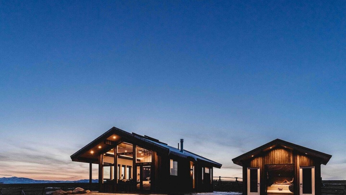 Ronan Cabin | Enjoy the peace and tranquillity of the Mission Mountains in this brand new modern space