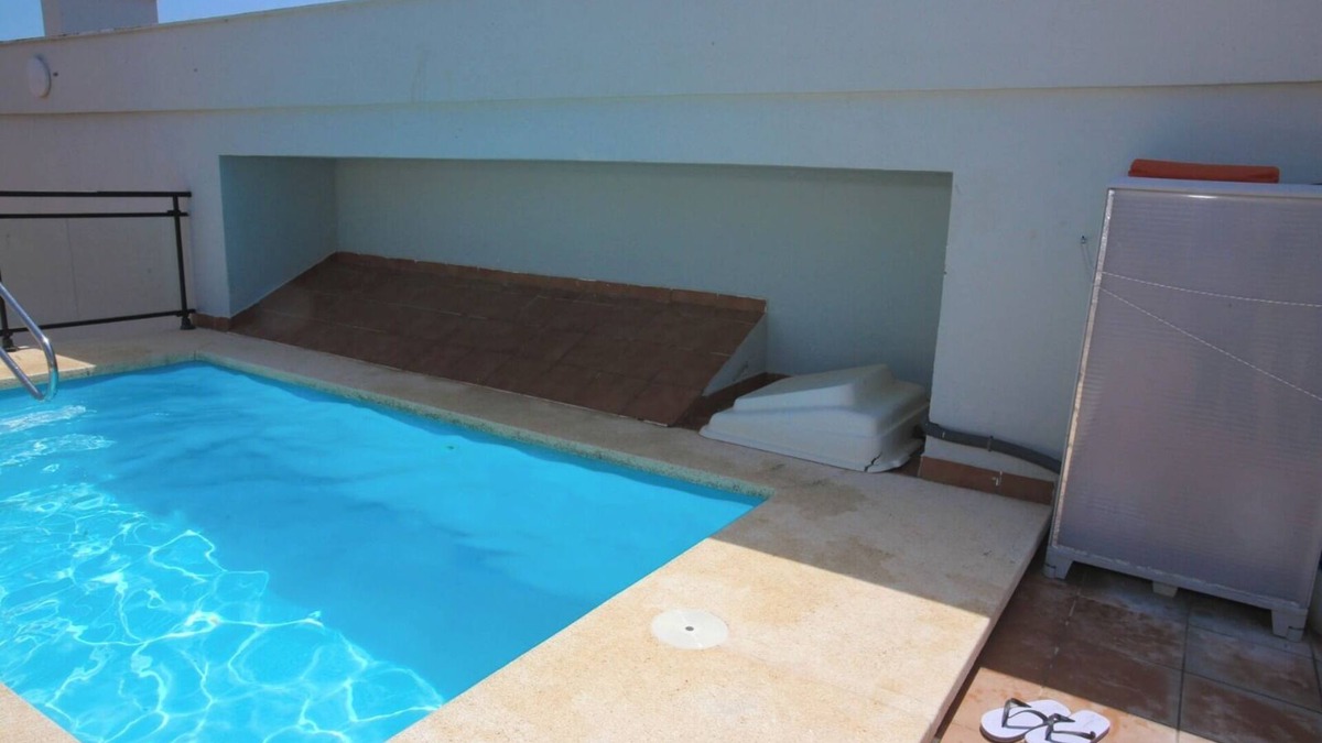Chilches Apartment | Enjoy the sun and the sea in this cozy and modern apartment in Xilxes,