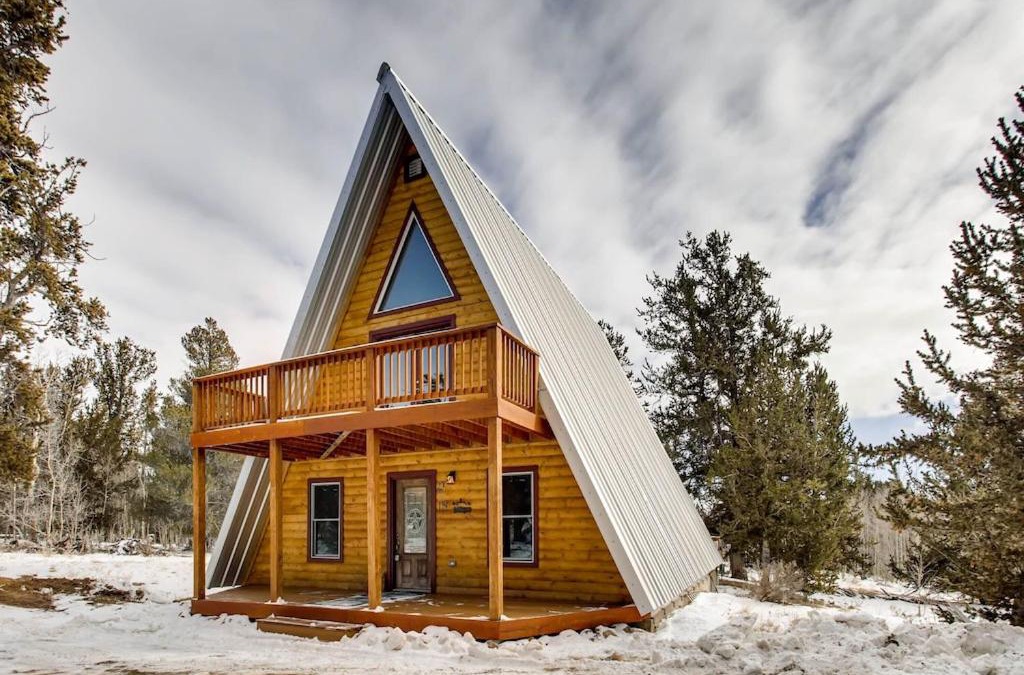 Fairplay House | Enjoy the True Mountain Experience - Moose Creek Lodge