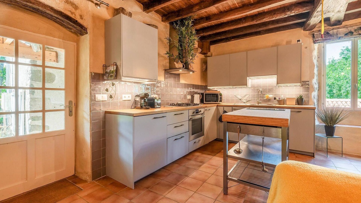 La Coudre House | Enjoy tranquility, charming living and lush nature in this beautiful mill complex.