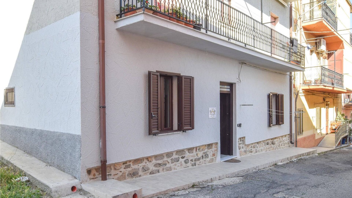 Villapiana Apartment | Enjoy your vacation in Villapiana ? just a few kilometers from the sea.