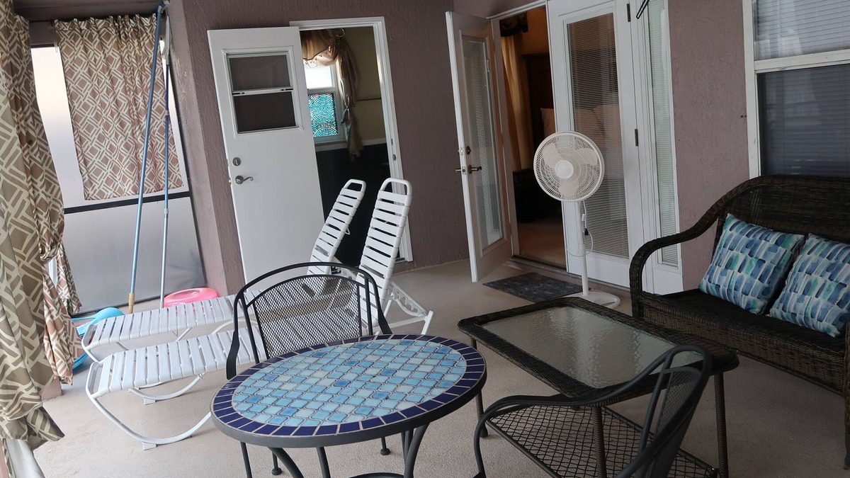 Orlando House | Enormous Tropical Cabana with Pool in Central Orlando