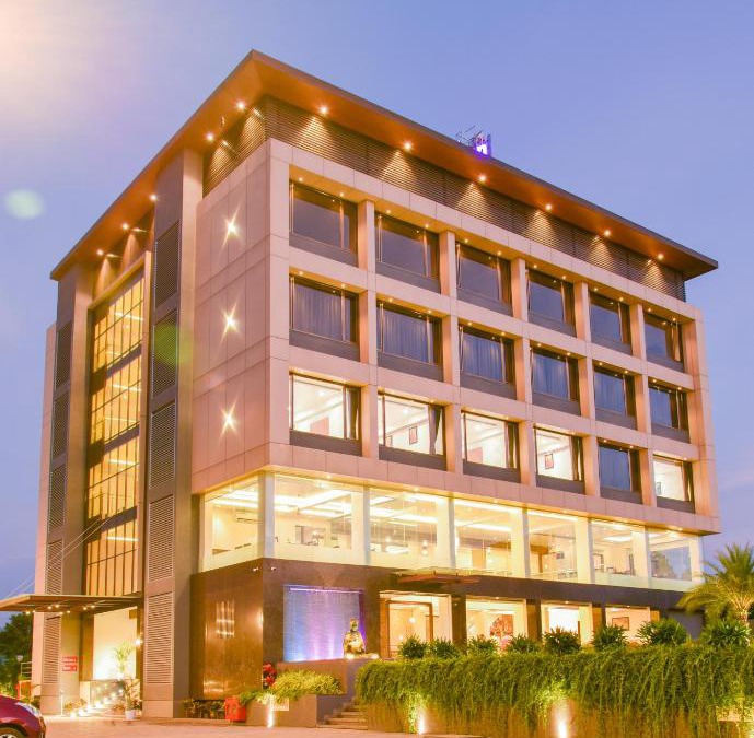 Pune Hotel | Enrise by Sayaji, Khed Shivapur Pune