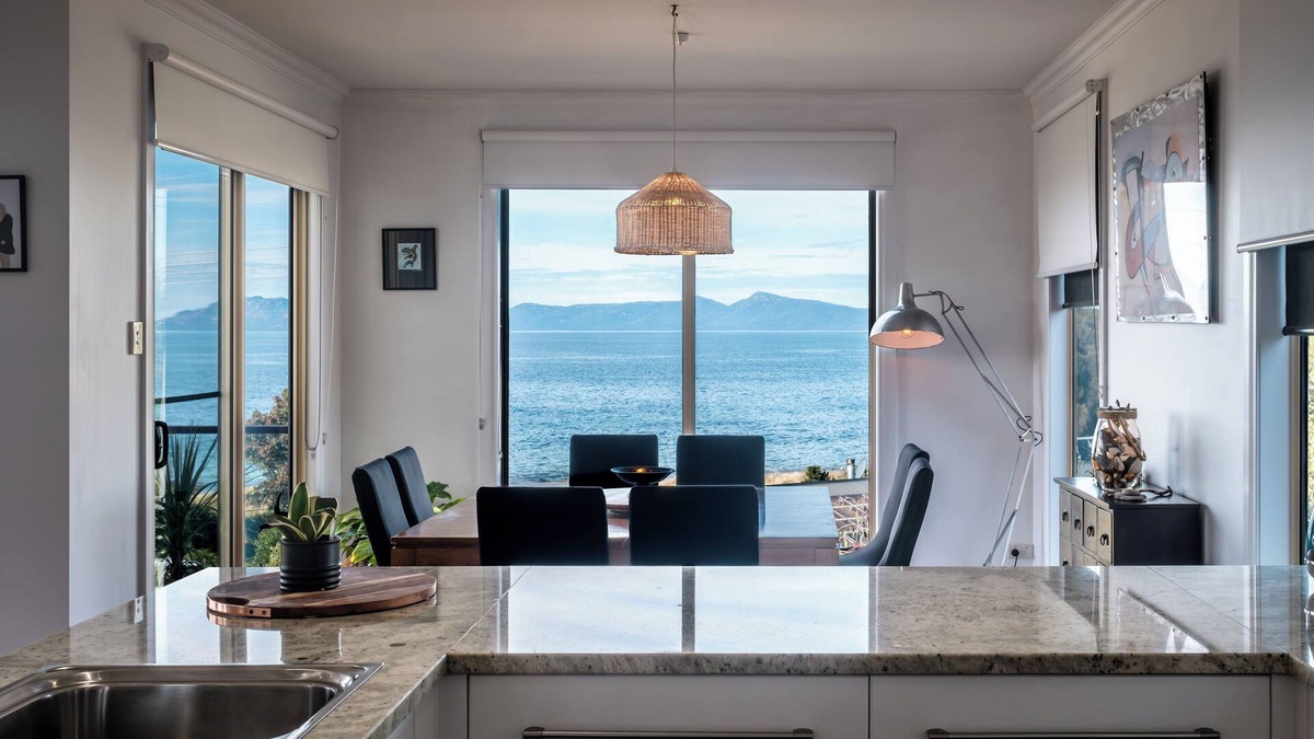 Swansea House | Ensorcelled