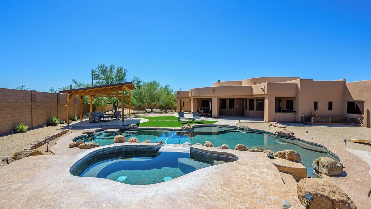 Desert Hills House | Entertainers Dream-Pool, Spa!