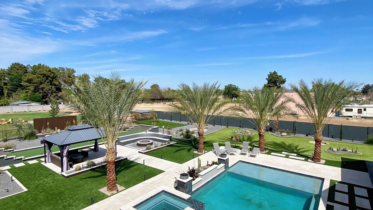Chandler House | Entertainers Paradise! - Events and Stays! - Resort Vibes - Pool n Spa - Games!