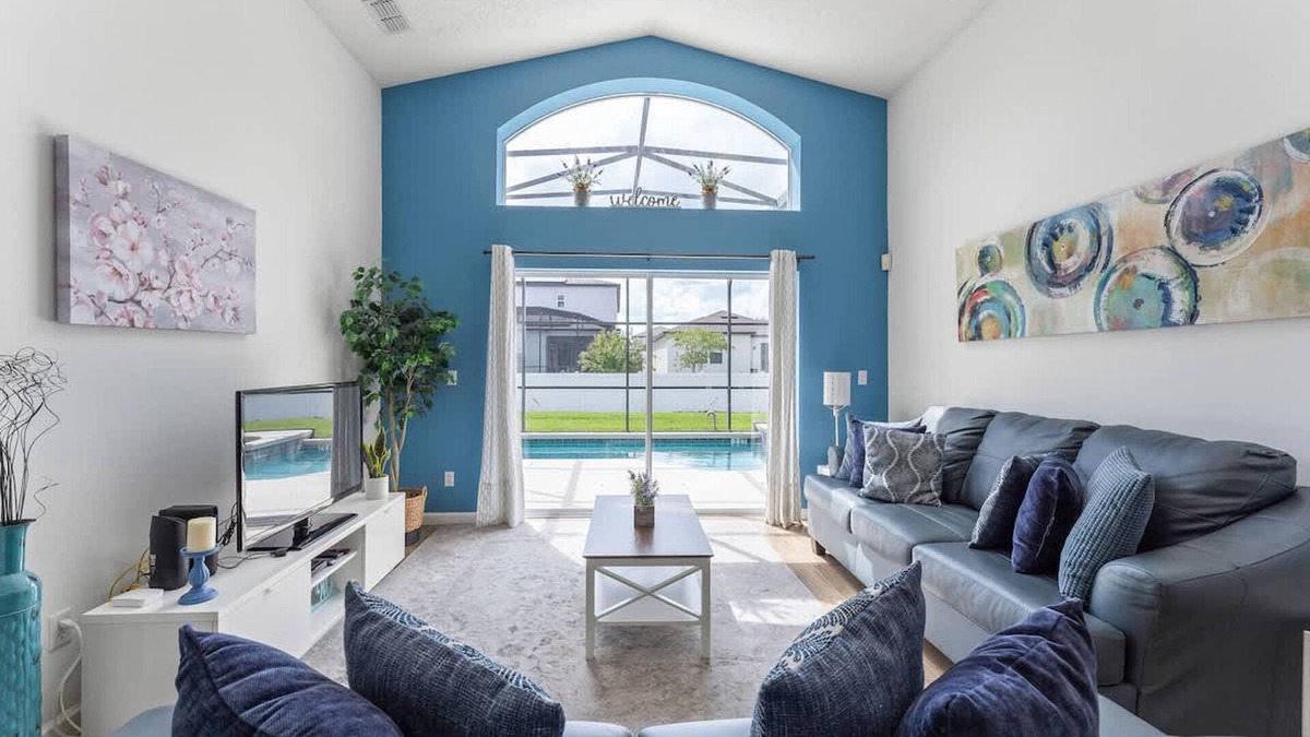 Seasons House | Entertaining Game Room 4BR Near Disney