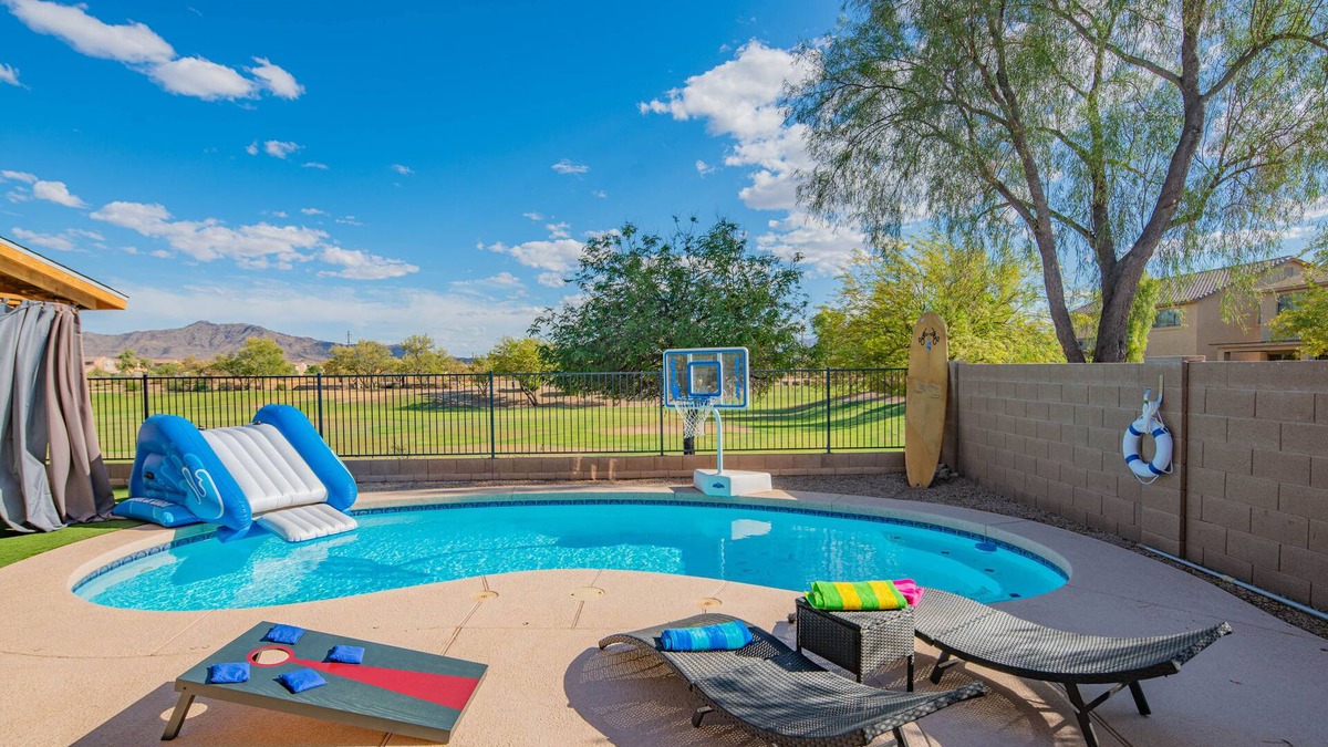 Rogers Ranch House | Entertainment Escape:Pool,Games & Views