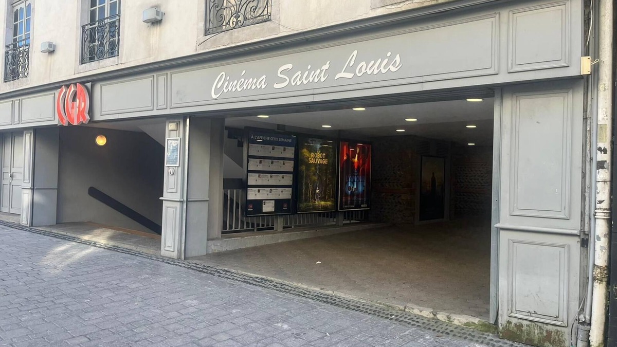 Centre Ville Apartment | Entire apartment with all privacy 5 minutes walk from Pau train station and