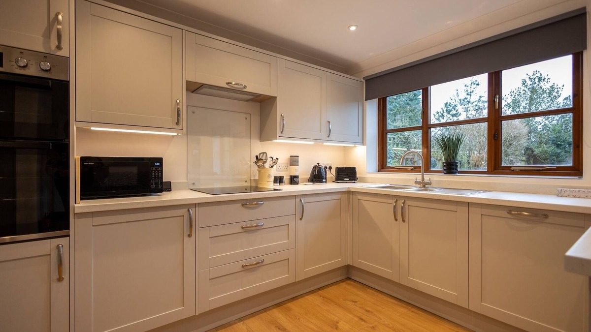 Kesgrave House | Entire Bungalow in Kesgrave - Carlton