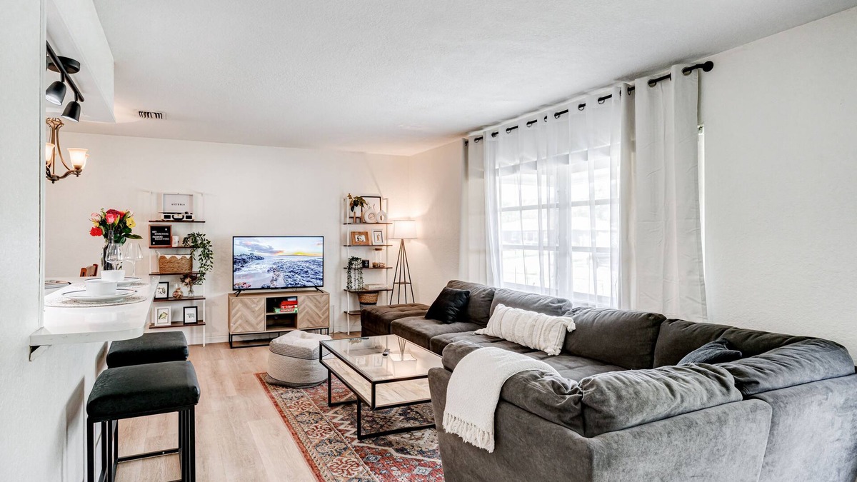 Williamsdale Square House | Entire Home, <5 Minutes from Madeira Beach, Dog Friendly with Yard