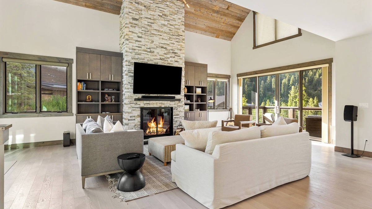 Spanish Peaks House | Entire Home in Big Sky - Spanish Peaks