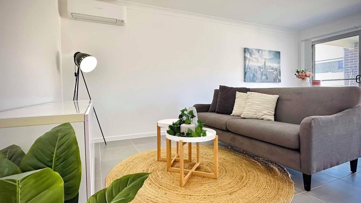 Edmondson Park House | Entire home in Edmondson Park, Australia