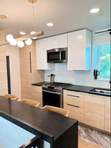 Bountiful Apartment | Entire Home near SLC. Family Friendly & King Suite