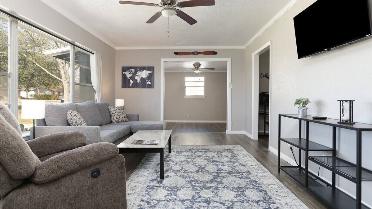 Universal City House | Entire Home! San Antonio/Universal City (Near Randolph AFB-JBSA)