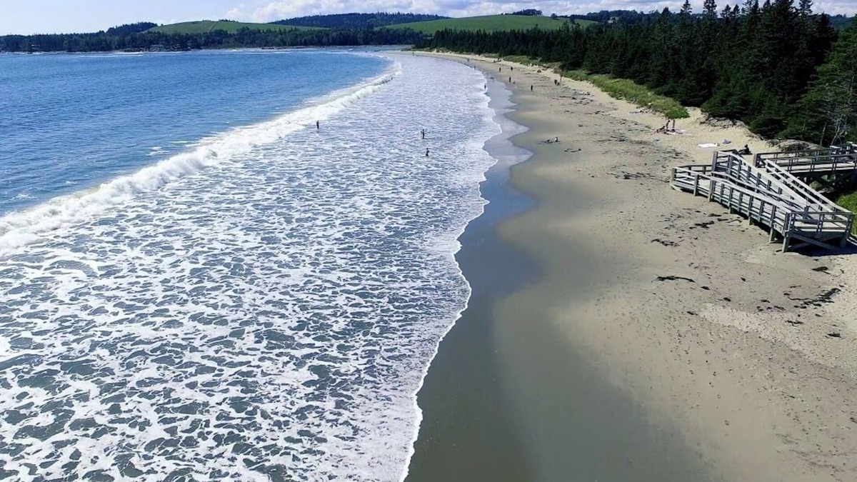 Bridgewater House | Entire house, Bridgewater. 2 Bedrooms, sleeps 4, 1.5 baths