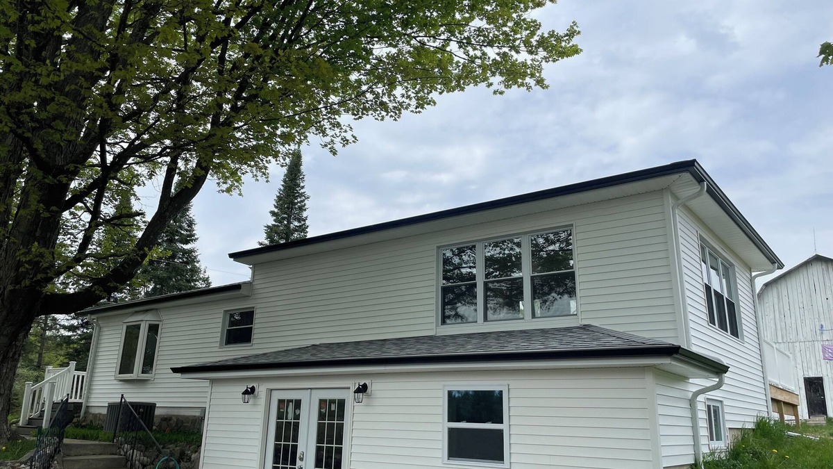 Rose City House | Entire House for Outdoor Enthusiasts! ORV, Snowmobile and more!