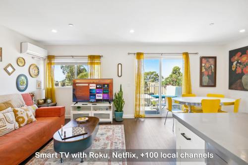 National City House | Entire Private 3-BR Home w Balcony Views 10-mins to SD Gaslamp, Downtown, Available Now