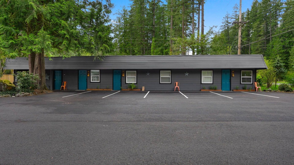 Mount Hood Village Condo | Entire Renovated Motel with Rustic Charm