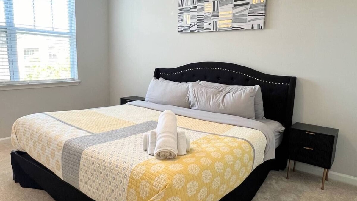 Herndon Apartment | Entire rental unit in Herndon, Virginia, United States