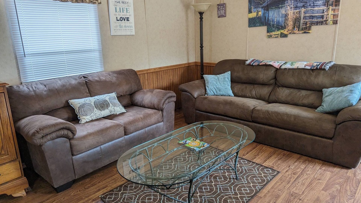Central House | Entire residential home on 3 acres in quiet neighborhood, Clemson/Liberty area