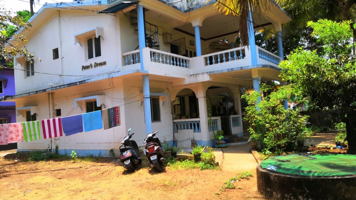 Morjim Villa | Entire top floor of villa, 50 meters from beach.