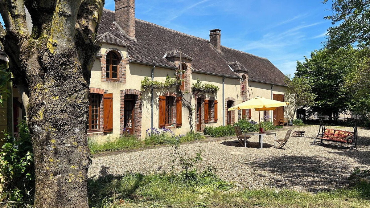 Precy-sur-Vrin Other | Entire vacation home in Burgundy style: Longère des Daubénys