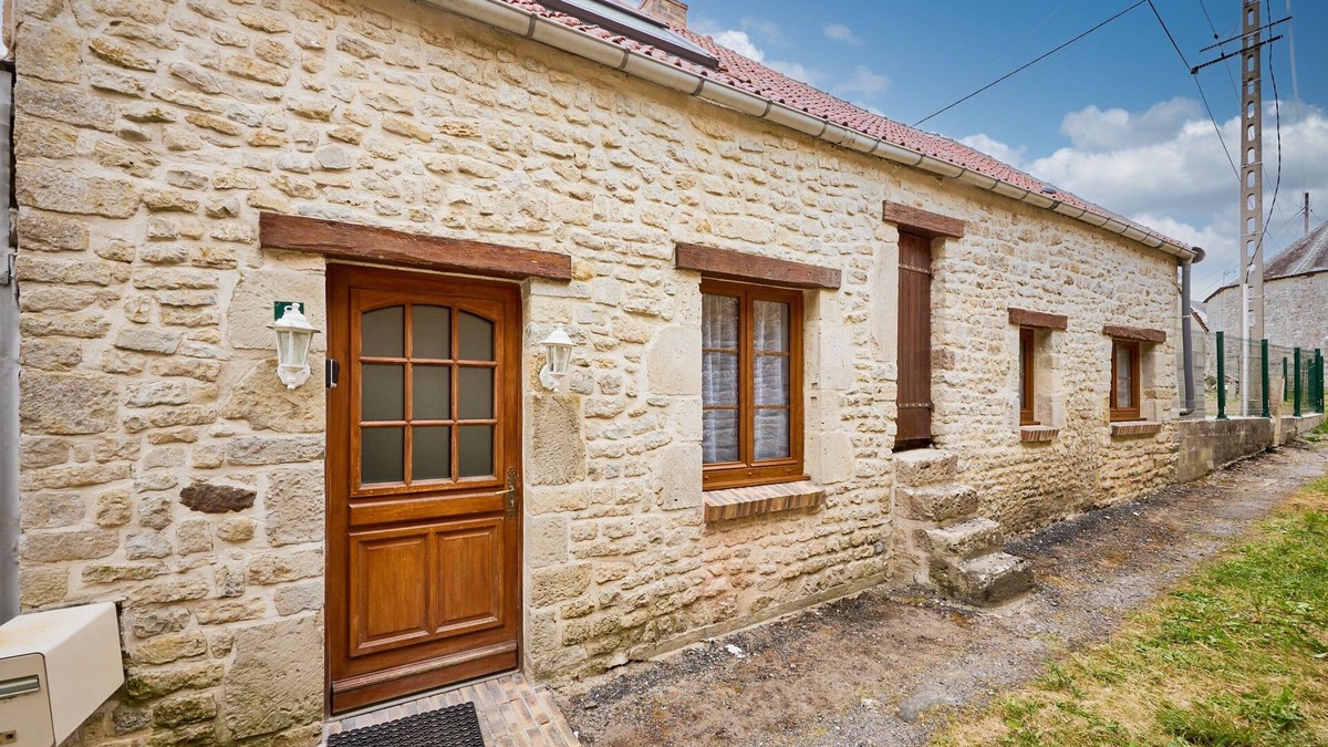 Saint-Come-du-Mont House | Entre Histoire et Marais - Proche Plage