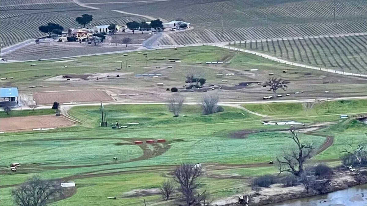 Paso Robles House | Epic Views above Paso Robles vineyards- 2 bedrooms, 2 baths.