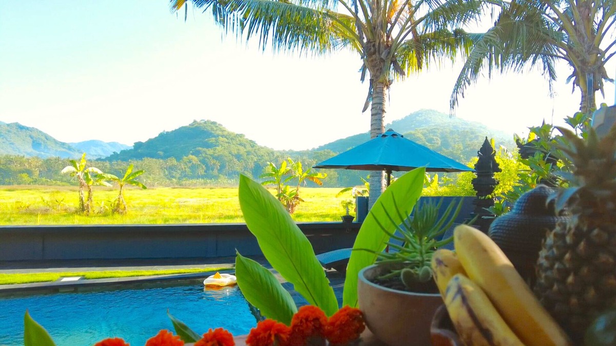 Tumbu Village House | Epic Wood House with Sauna, Pool & Mountain View!