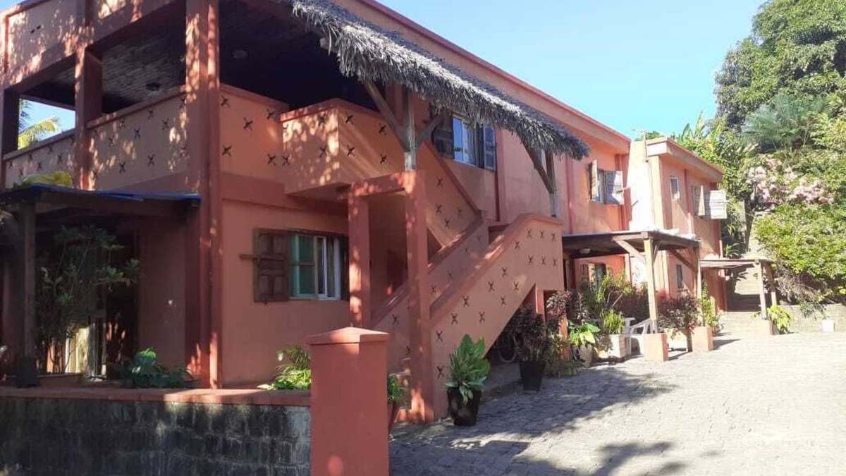 Ambodifototra Apartment | equipped and ventilated studio in the heart of the city and nature