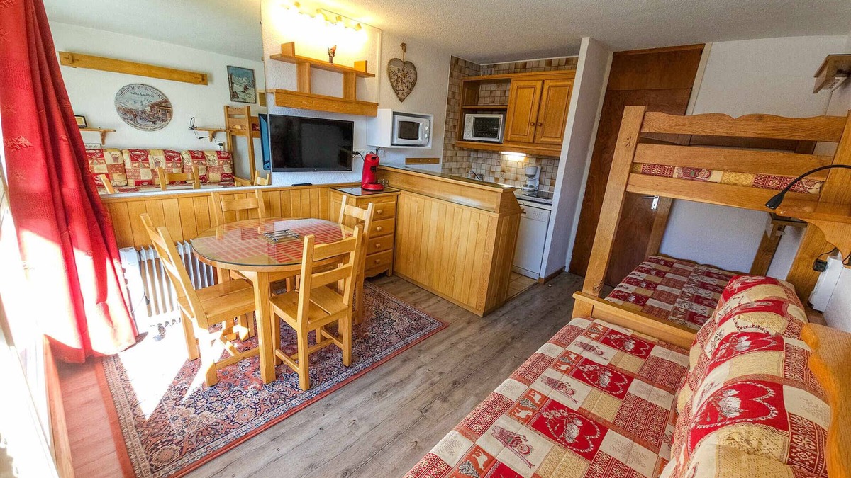 Les Menuires Apartment | Equipped studio at the foot of the slopes, Les Menuires