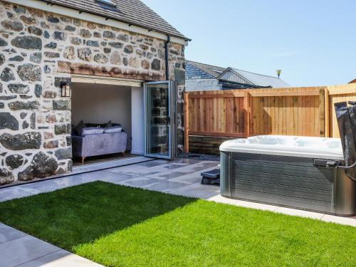 Talybont House | Erddyn - Uk48860