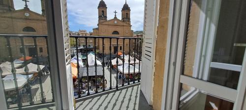 Estella Apartment | Erdizka, céntrico apartamento turístico con la mejor vista Plaza de los Fueros