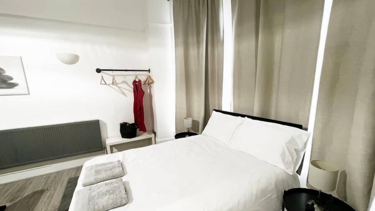 Waddon House | Erin Court Mansions - RM 11