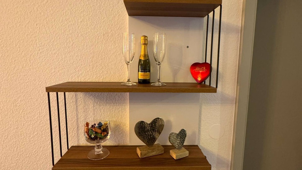 Dettingen an der Erms Apartment | Ermstalsuite - Spacious vacation apartment with a large garden in great surroundings.